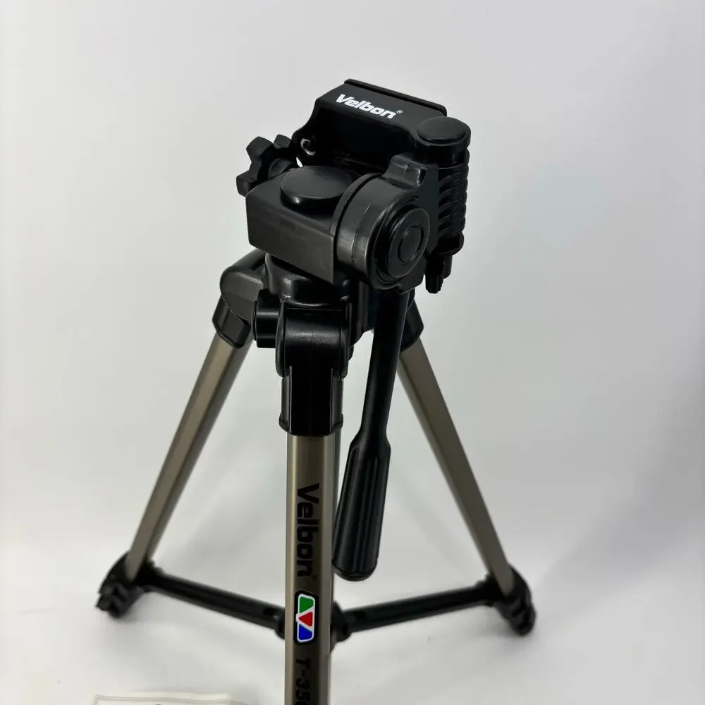 Velbon T-3500 Tripod Deluxe Lightweight Photo Video Camera Original Box